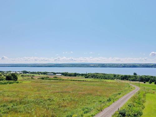 Vue sur l'eau - 1578Z Côte Leclerc, Saint-Laurent-De-L'Île-D'Orléans, QC - Outdoor With Body Of Water With View