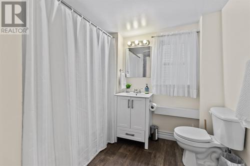81 Merrymeeting Road, St. John'S, NL - Indoor Photo Showing Bathroom