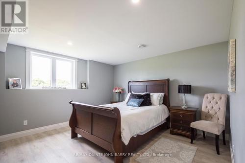 209 Schriver Rd, Quinte West, ON - Indoor Photo Showing Bedroom