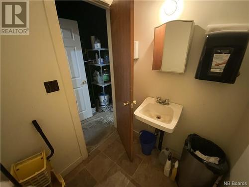 381 Debec Road, Debec, NB - Indoor Photo Showing Bathroom