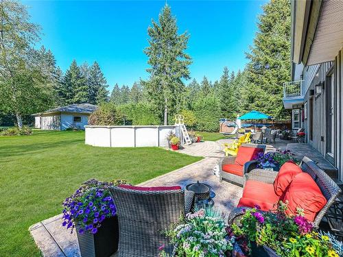 5069 Mitchell Rd, Courtenay, BC - Outdoor With Above Ground Pool