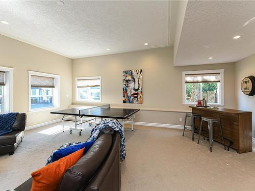 5069 Mitchell Rd, Courtenay, BC - Indoor Photo Showing Other Room
