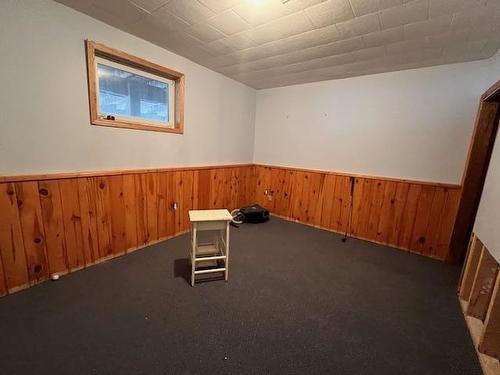 1060 Cornwall Avenue N, Fort Frances, ON - Indoor Photo Showing Bathroom