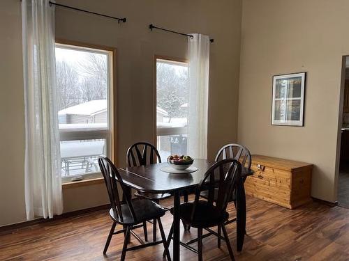 1060 Cornwall Avenue N, Fort Frances, ON - Indoor Photo Showing Dining Room