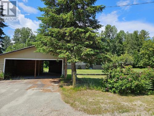 432 Alexander Road, Nakusp, BC - Outdoor