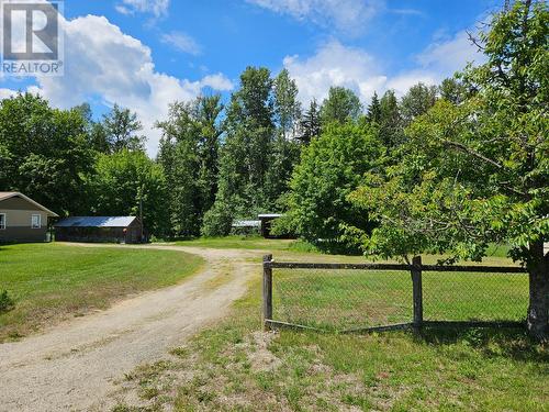 432 Alexander Road, Nakusp, BC - Outdoor