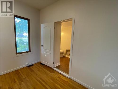713 St Laurent Boulevard, Ottawa, ON - Indoor Photo Showing Other Room