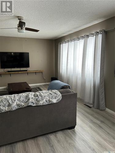 101 5Th Avenue W, Kelvington, SK - Indoor Photo Showing Bedroom