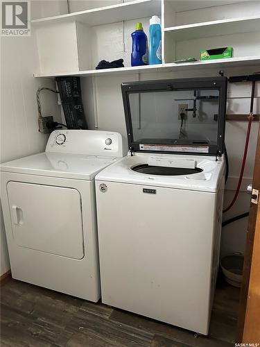 101 5Th Avenue W, Kelvington, SK - Indoor Photo Showing Laundry Room