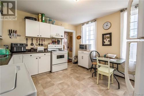 150-156 Leinster, Saint John, NB - Indoor Photo Showing Kitchen