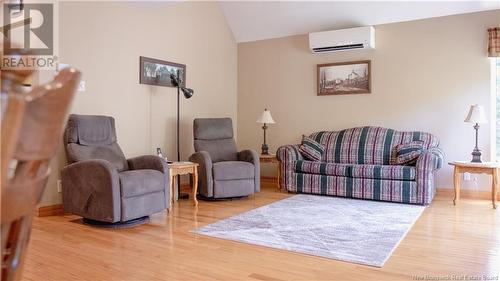 81 Rue Melanie, Drummond, NB - Indoor Photo Showing Living Room