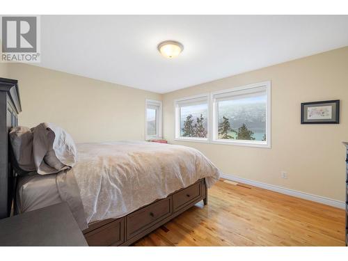 2620 Arthur Road, Kelowna, BC - Indoor Photo Showing Bedroom