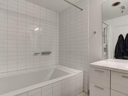 Ensuite bathroom - 61-1275 Av. Van Horne, Montréal (Outremont), QC - Indoor Photo Showing Bathroom