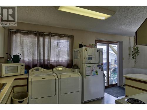 14 Ochwe Street, Kitimat, BC - Indoor Photo Showing Laundry Room