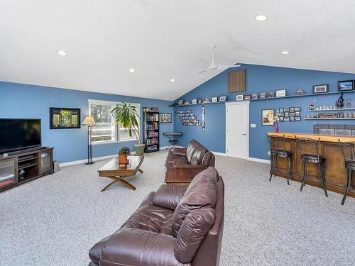 7824 Dalrae Pl, Sooke, BC - Indoor Photo Showing Living Room