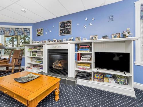 7824 Dalrae Pl, Sooke, BC - Indoor Photo Showing Living Room With Fireplace