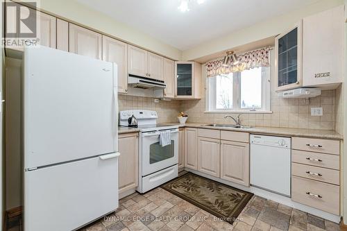 9 Crawford Dr E, Hamilton, ON - Indoor Photo Showing Kitchen With Double Sink