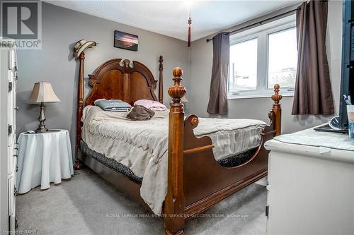 Upper - 119 Avondale Street, Hamilton, ON - Indoor Photo Showing Bedroom