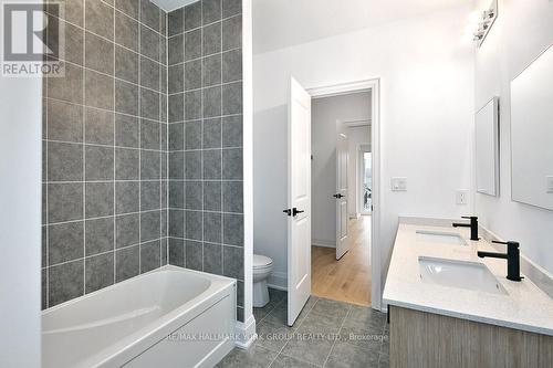 23 Waterview Lane, Blue Mountains, ON - Indoor Photo Showing Bathroom