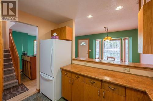 192 Twin Lakes Road Lot# 6, Kaleden, BC - Indoor Photo Showing Kitchen
