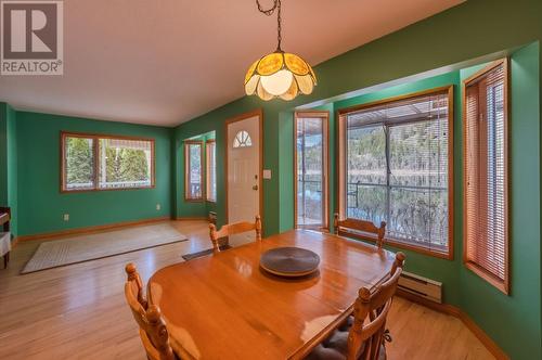 192 Twin Lakes Road Lot# 6, Kaleden, BC - Indoor Photo Showing Dining Room
