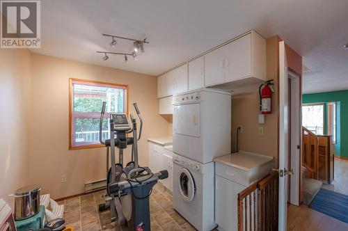 192 Twin Lakes Road Lot# 6, Kaleden, BC - Indoor Photo Showing Laundry Room