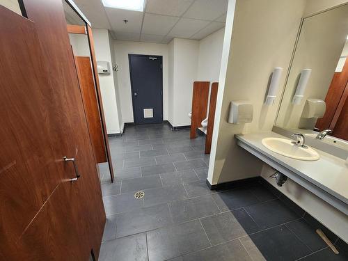 Salle de bains - 100-875 Boul. Charest O., Québec (La Cité-Limoilou), QC - Indoor Photo Showing Bathroom