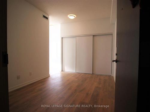 405-36 Forest Manor Rd, Toronto, ON - Indoor Photo Showing Other Room