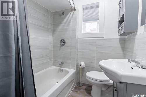 1458 Princess Street, Regina, SK - Indoor Photo Showing Bathroom