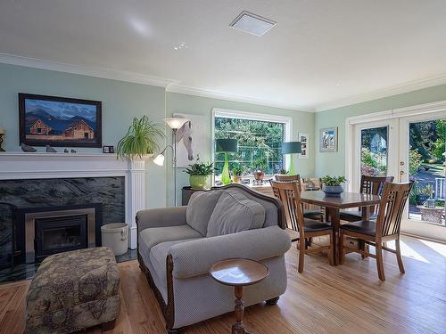 2740 Northwest Bay Rd, Nanoose Bay, BC - Indoor With Fireplace