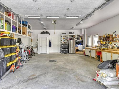 Garage - 360 Ch. Du Roi-Du-Nord, Mont-Tremblant, QC - Indoor Photo Showing Garage