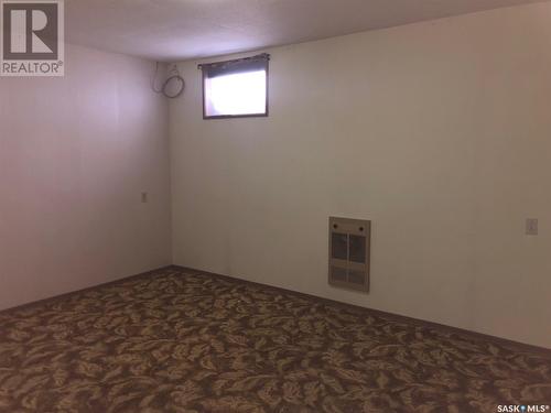 760 Mary Street, Canora, SK - Indoor Photo Showing Other Room