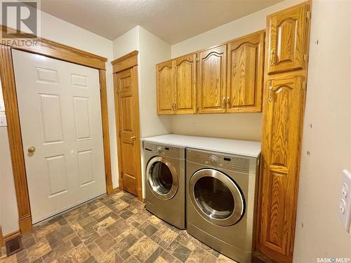 116 Morrison Drive, Yorkton, SK - Indoor Photo Showing Laundry Room