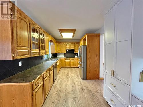 116 Morrison Drive, Yorkton, SK - Indoor Photo Showing Kitchen