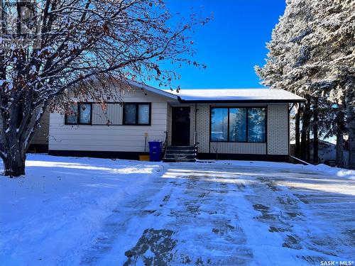 410 4Th Street W, Wynyard, SK - Outdoor