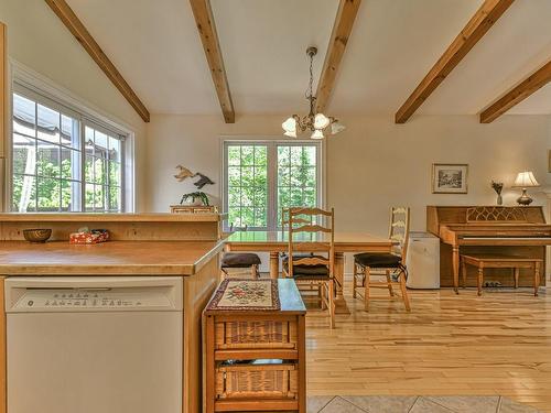 Kitchen - 32 Ch. De La Flore, Sainte-Anne-Des-Lacs, QC - Indoor Photo Showing Other Room