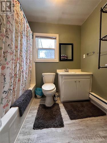 271 Main Street, Burin Bay Arm, NL - Indoor Photo Showing Bathroom