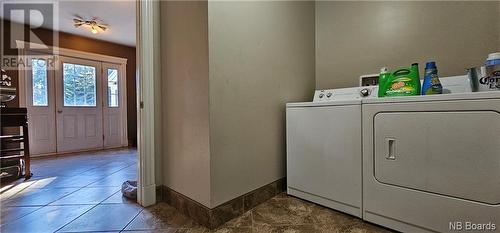 27 Woodland Road, Pennfield, NB - Indoor Photo Showing Laundry Room