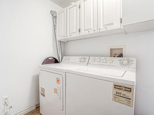 Salle de lavage - 330 Rue Édouard-Laberge, Mercier, QC - Indoor Photo Showing Laundry Room