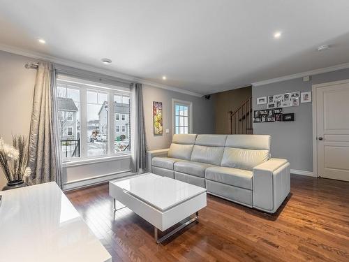 Living room - 1687 Rue Mondor, Sherbrooke (Brompton/Rock Forest/Saint-Élie/Deauville), QC - Indoor Photo Showing Living Room
