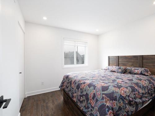 Chambre Ã Â coucher - 107 Rue Des Pruches, Vaudreuil-Dorion, QC - Indoor Photo Showing Bedroom