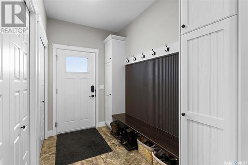446 Saskatchewan Road, Sarilia Country Estates, SK - Indoor Photo Showing Other Room