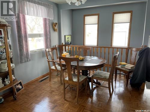 121 2Nd Street E, Lafleche, SK - Indoor Photo Showing Dining Room