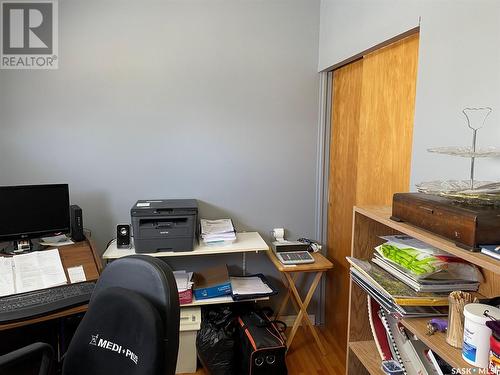 121 2Nd Street E, Lafleche, SK - Indoor Photo Showing Office