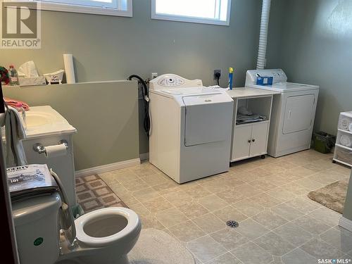 121 2Nd Street E, Lafleche, SK - Indoor Photo Showing Laundry Room