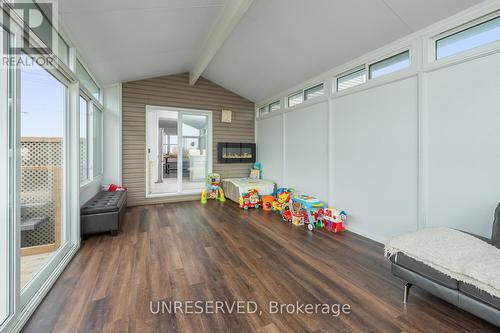 1076 Brussels Line, Howick, ON - Indoor Photo Showing Other Room
