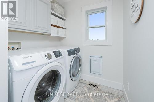 1076 Brussels Line, Howick, ON - Indoor Photo Showing Laundry Room