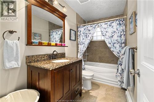500 Champlain St, Dieppe, NB - Indoor Photo Showing Bathroom