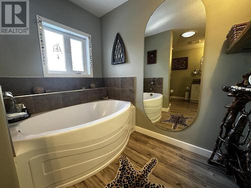 5264 43 Street, Fort Nelson, BC - Indoor Photo Showing Bathroom