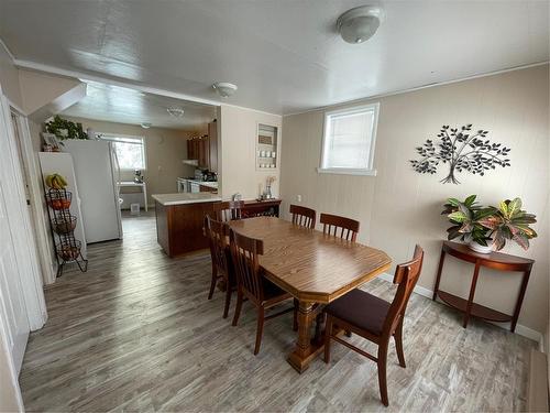 247 Aspen Street W, Oak Lake, MB - Indoor Photo Showing Dining Room